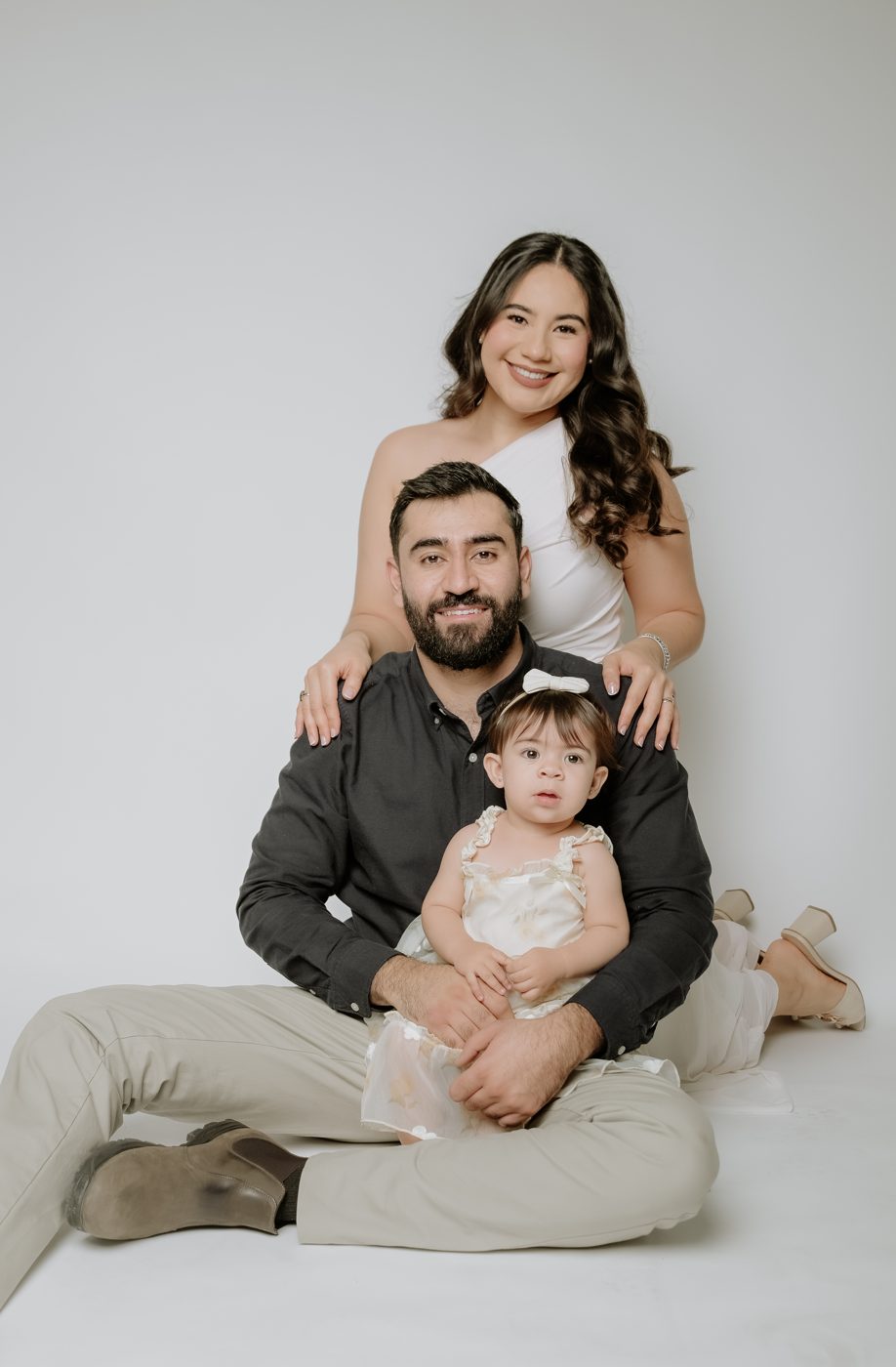 Amelia con sus papás